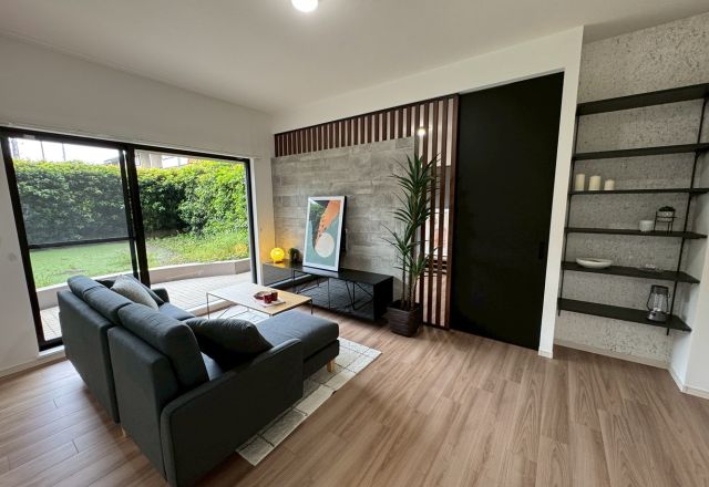 広々としたテラスと専用庭を臨むリノベーション アイキャッチ画像